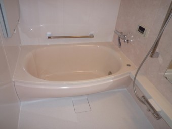 お孫さんと一緒に入る広々浴室